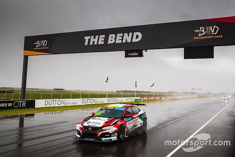 Jordan Cox, Wall Racing Honda Civic Type R TCR