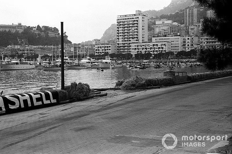 The damaged hay bales indicate where Paul Hawkins spun his Lotus 33 into the Monaco harbour 