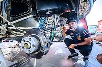 Dakar 2024: Al Attiyah apunta la desventaja de Loeb ante Sainz