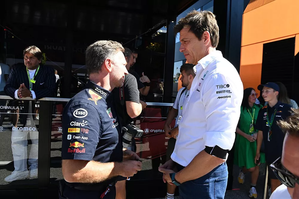 Christian Horner, Team Principal, Red Bull Racing, Toto Wolff, Team Principal and CEO, Mercedes AMG
