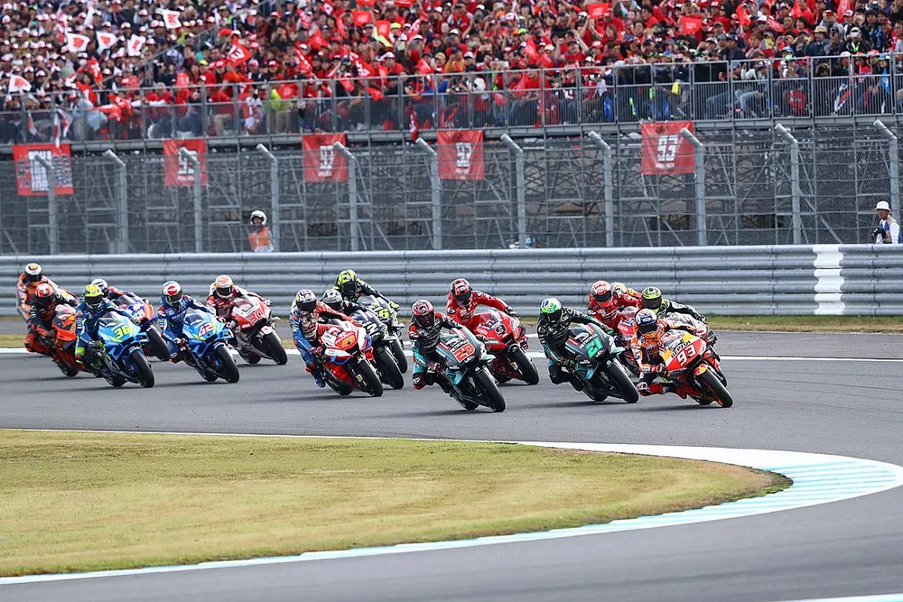 Marc Marquez, Repsol Honda Team lidera en la salida