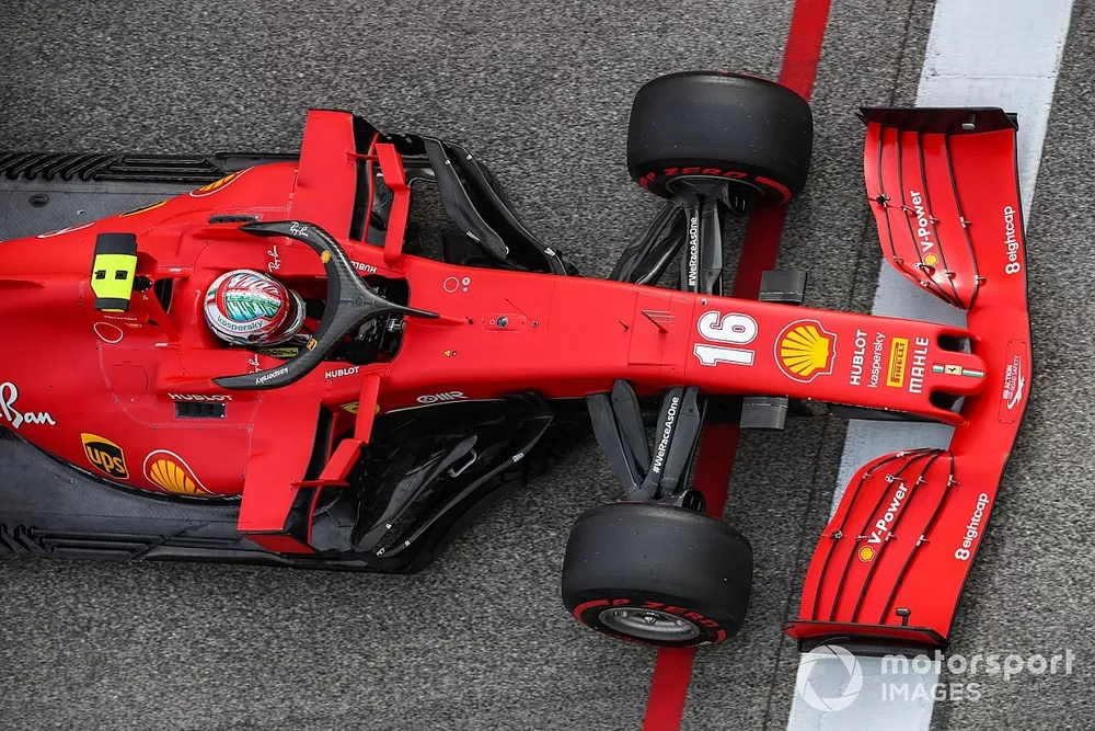 Charles Leclerc, Ferrari SF1000, va en grille