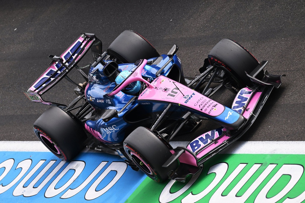 [Image: pierre-gasly-alpine.jpg]