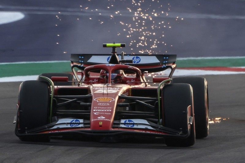 "Tem cheiro de gasolina" com Sainz: o que a Ferrari já sabe sobre ele
