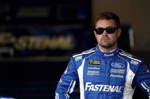 Stenhouse lidera la primera práctica en Atlanta con Suárez en 13°