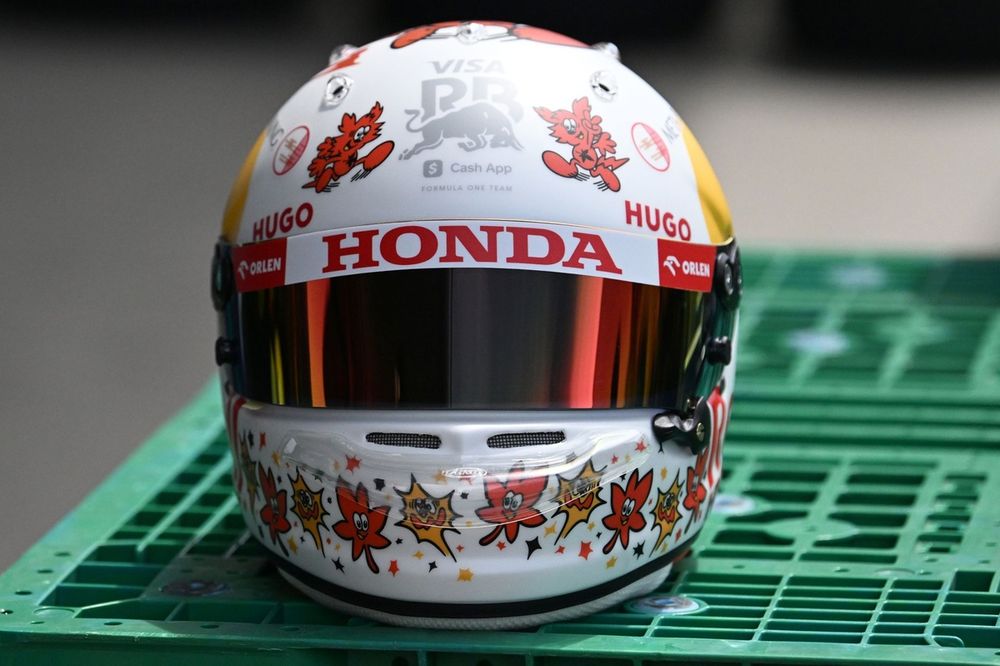 2019年 F1 中国GP 1000GP記念 1/2特製ヘルメット ／ 上海 角田裕毅、日本GPに特別ヘルメットを準備「これまでとは違う