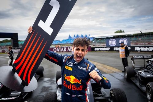 Los j&oacute;venes pilotos que luchan por los &uacute;ltimos asientos libres en F1