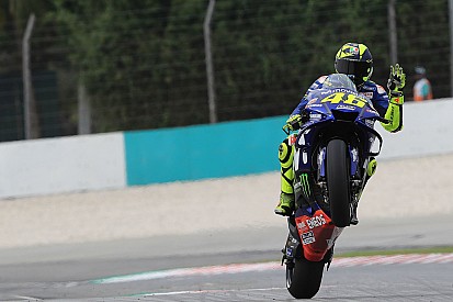 Valentino resta cauto: "E' presto per dire che domenica saremo a posto, ma l'inizio è stato buono"