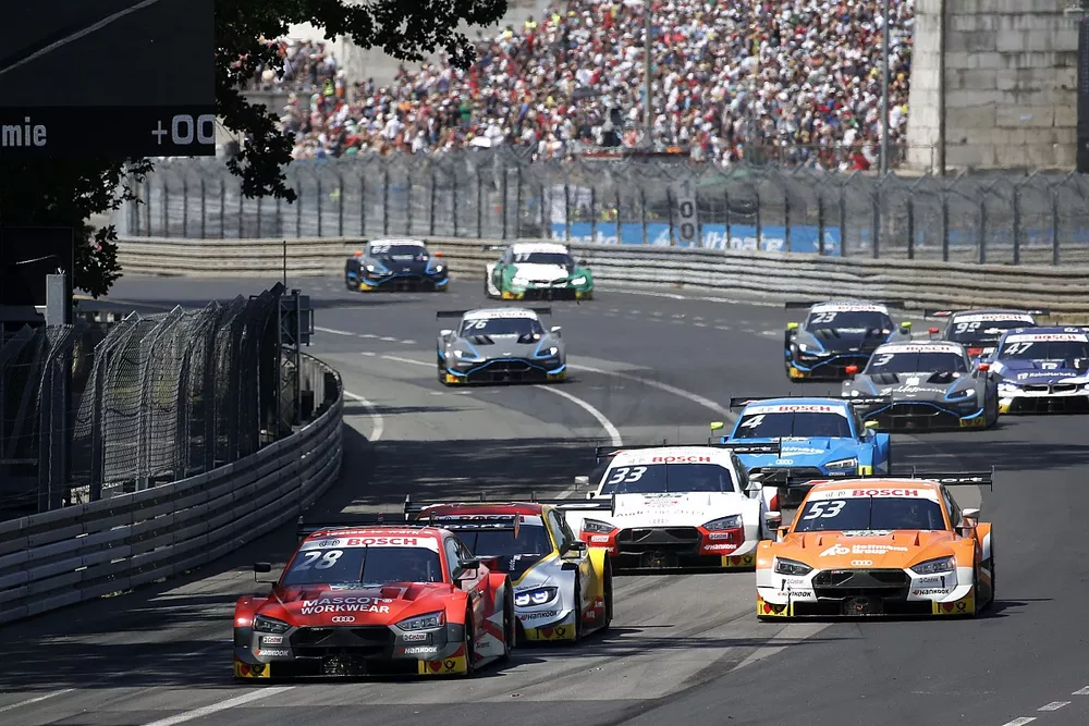Loic Duval, Audi Sport Team Phoenix, Audi RS 5 DTM, Shelton van der Linde, BMW Team RBM, BMW M4 DTM, Jamie Green, Audi Sport Team Rosberg, Audi RS 5 DTM, René Rast, Audi Sport Team Rosberg, Audi RS 5 DTM