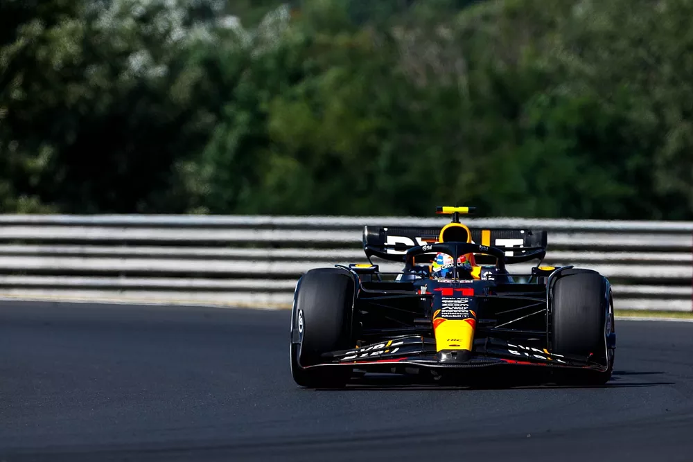 Sergio Perez, Red Bull Racing RB19