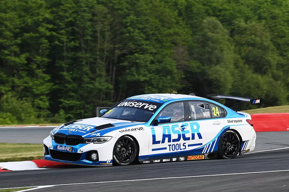 Jake Hill, Laser Tools Racing with MB Motorsport BMW 330e M Sport 