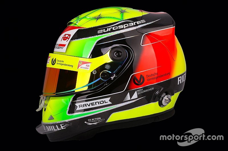 Mick Schumacher zeigt sein Helmdesign für die Formel 2 2019