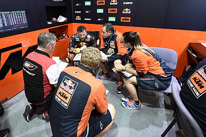 KTM dipinta genjot pengembangan RC16