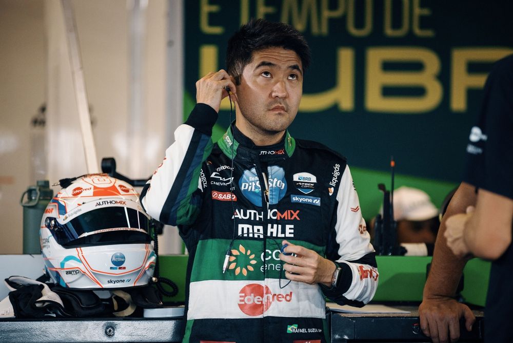 Rafael Suzuki conquistou a pole position da 3ª etapa de Mogi Guaçu na Stock Car de 2025.