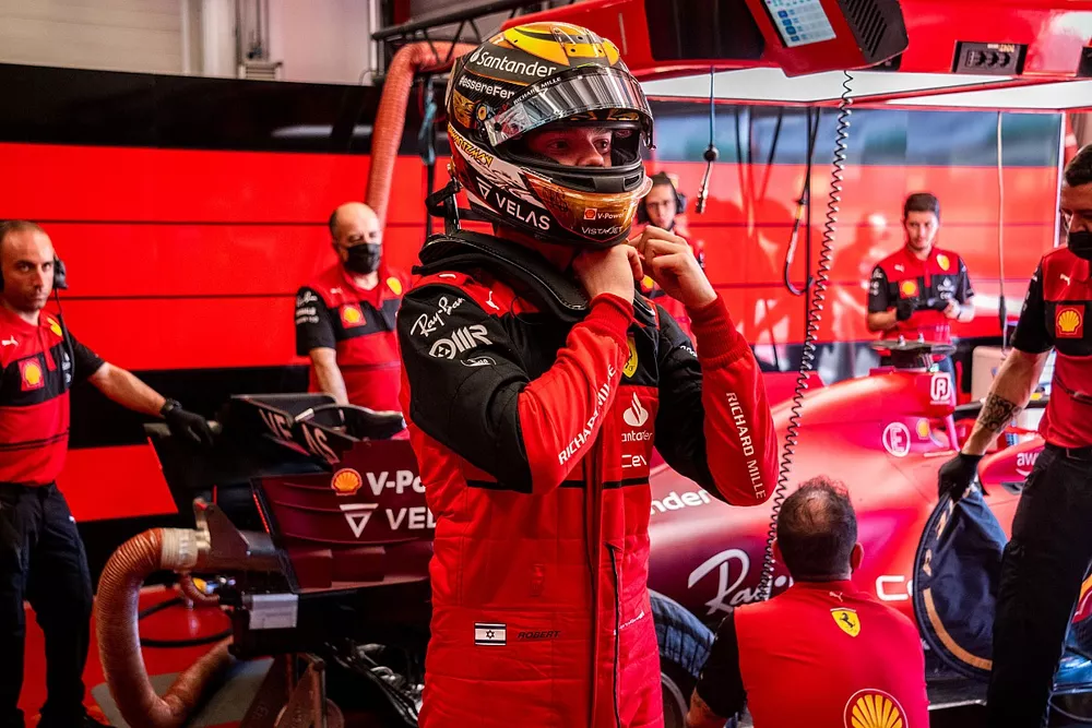 Robert Shwartzman, Ferrari

