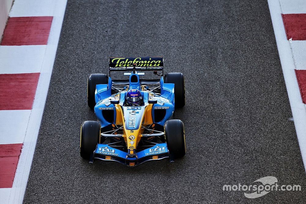 Fernando Alonso, Renault R25