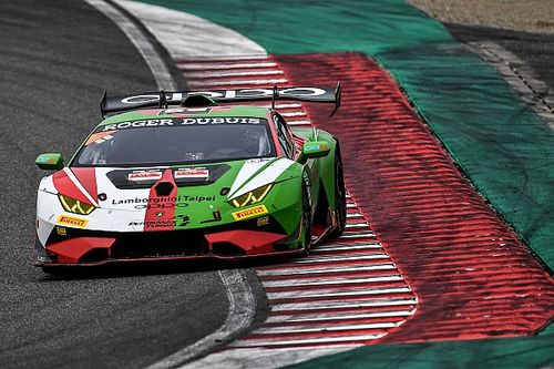 Super Trofeo Asia: Van der Drift/Chen, de la descalificaci&oacute;n a la victoria