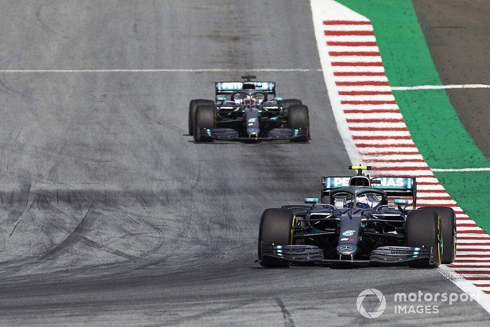 Valtteri Bottas, Mercedes AMG W10, Lewis Hamilton, Mercedes AMG F1 W10