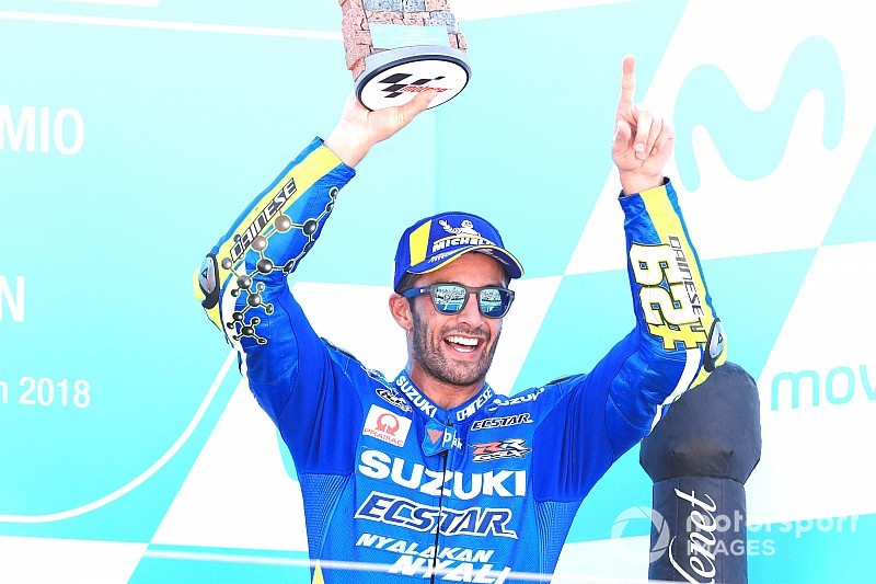 Iannone s'inspire des réglages de Rins et retrouve le podium