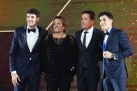 La familia M&aacute;rquez reina en la gala de final de la temporada de MotoGP