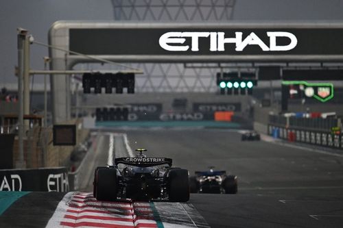 A qué hora fue la clasificación de F1 de Abu Dhabi 2025