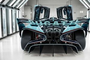 Bugatti produce el último Bolide de circuito con motor W16