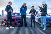 VIDEO: Ricciardo duikt op bij Red Bull-event met Verstapppen en Lindblad