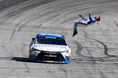 Carl Edwards takes fourth Bristol win