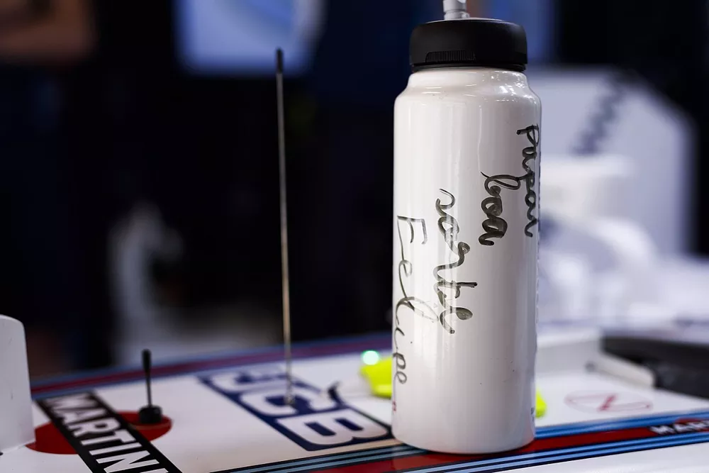 Botella de la bebida de Felipe Massa, Williams