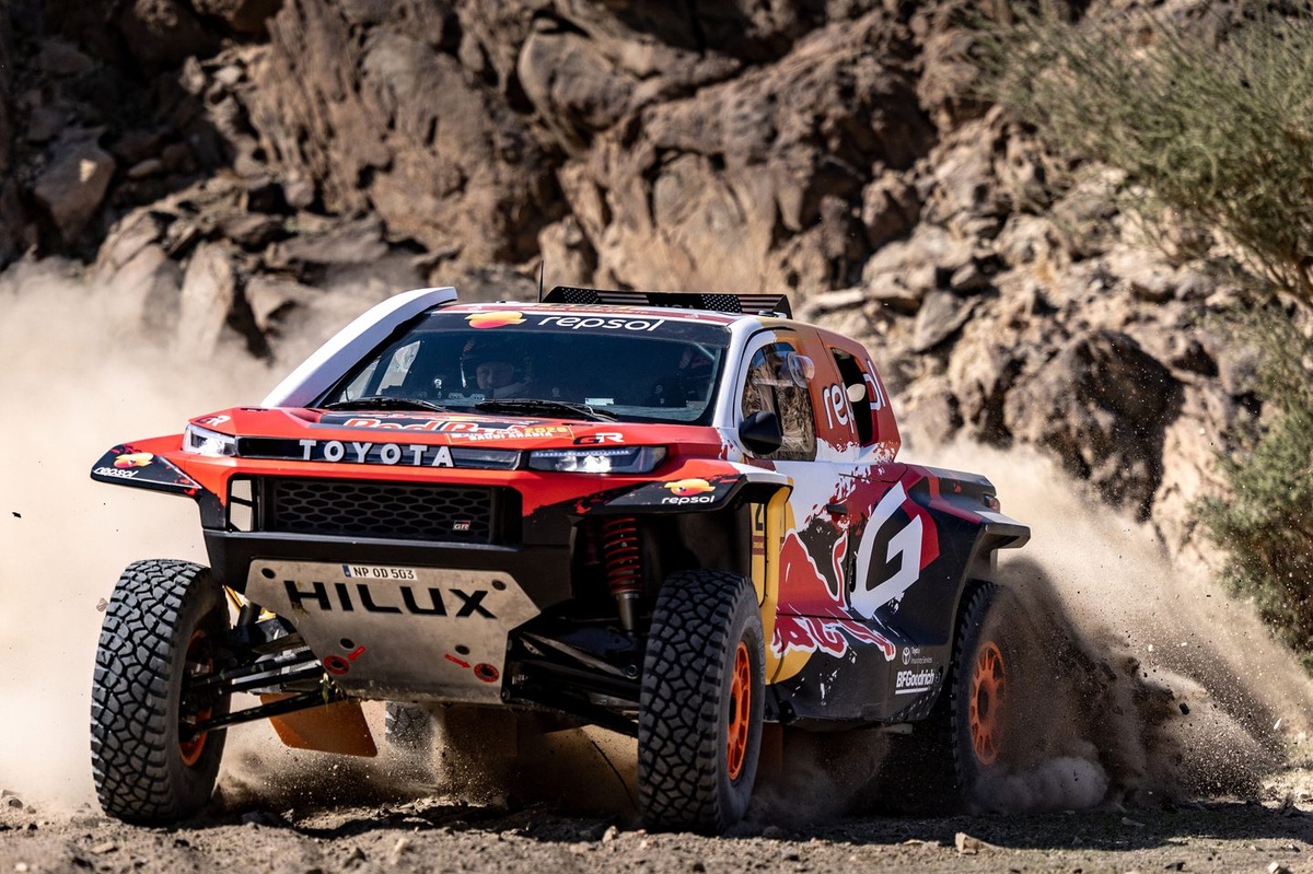 Quintero lance l'assaut des Toyota, Al-Attiyah nouveau leader du Dakar