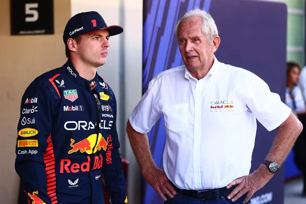 Max Verstappen, Red Bull Racing, Dr. Helmut Marko, Consultant, Red Bull Racing
