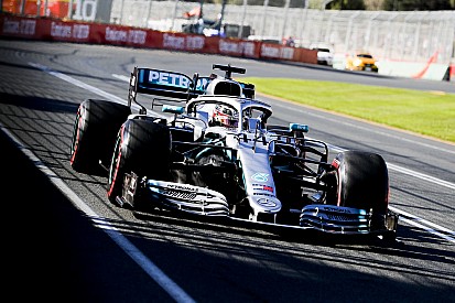 EL3 - Hamilton maintient la pression, Ferrari en embuscade