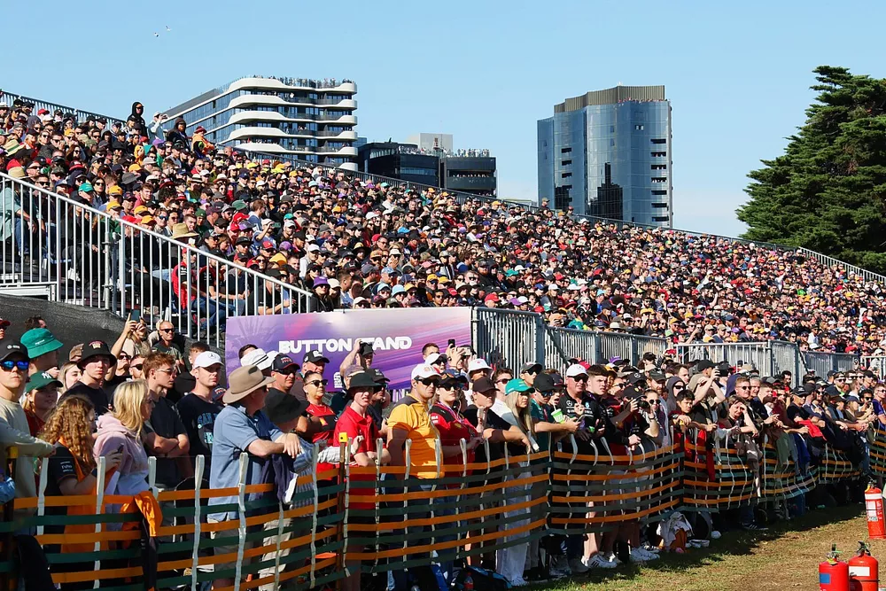 Le public dans les tribunes