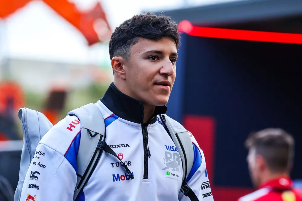Isack Hadjar, Racing Bulls