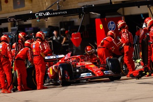 角田裕毅　マックスフェルスタッペン　ペレス　ローソン　サイン　F1　直筆 角田裕毅 マックスフェルスタッペン ペレス ローソン サイン F1
