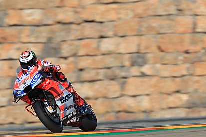 Aragon MotoGP: Lorenzo beats Dovizioso to pole, Rossi 18th