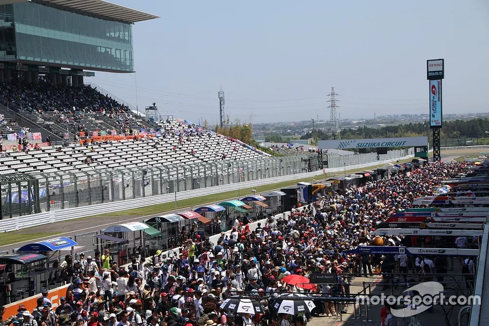 Pit lane walk