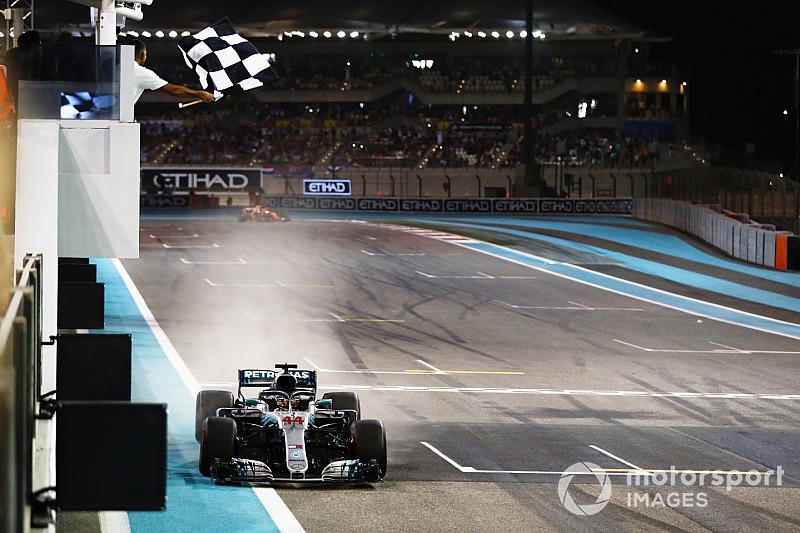 Fotogallery: Lewis Hamilton coglie l'ultimo successo 2018 ad Abu Dhabi