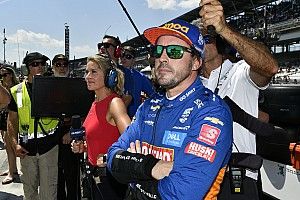 McLaren estuda alinhar terceiro carro para Alonso em Indianápolis