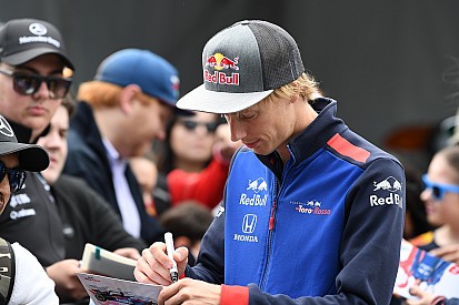 Hartley szerint „ostobaság”, hogy Norrist hoznák a helyére