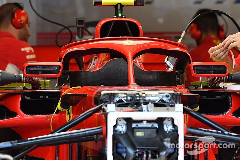 Ferrari: è sparito il flap vietato come (inutile) supporto degli specchietti