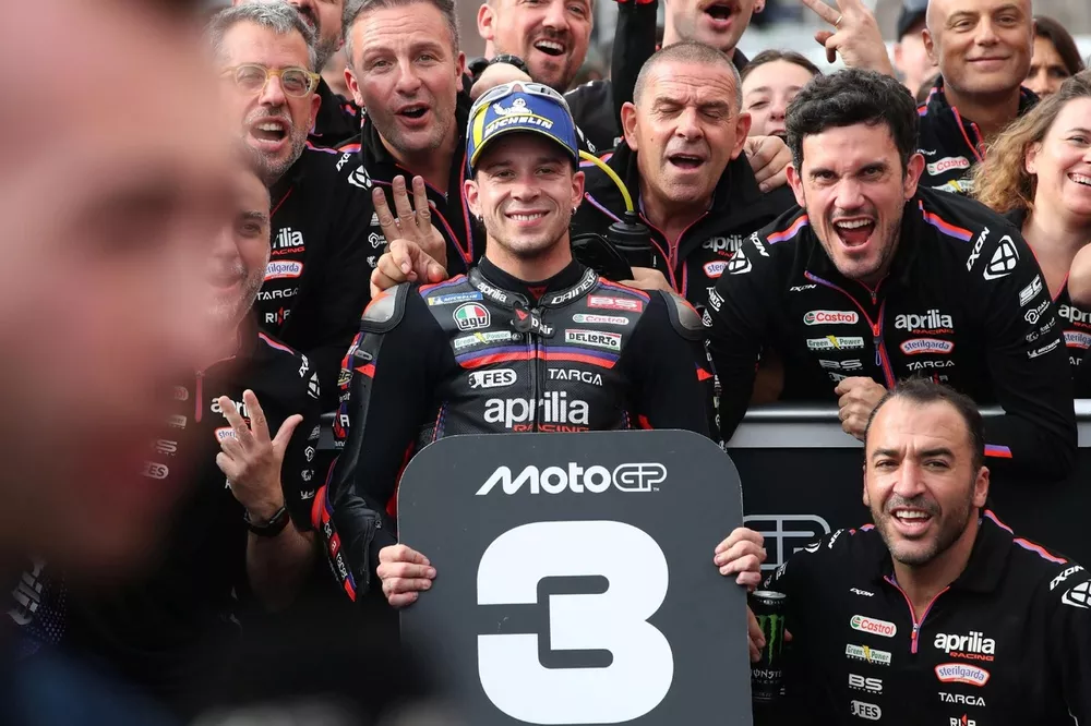 Marco Bezzecchi, Aprilia Racing