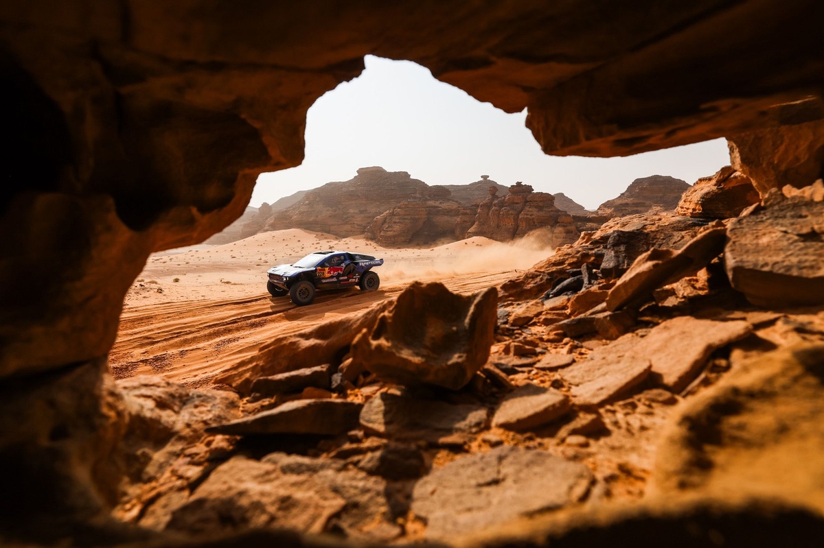 Ford's Stage 5 Masterclass Means Nothing—Toyota's Still Running Away at Dakar 2026