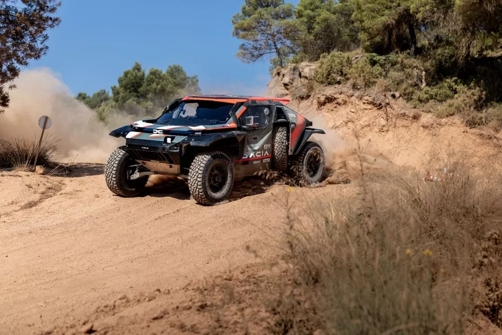 Nasser Al-Attiyah, Dacia