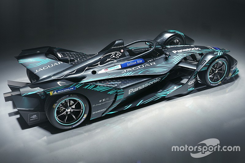 Micsoda hír: Rosberg az új Formula E autóval tesztel, és részvényes lett a bajnokságban