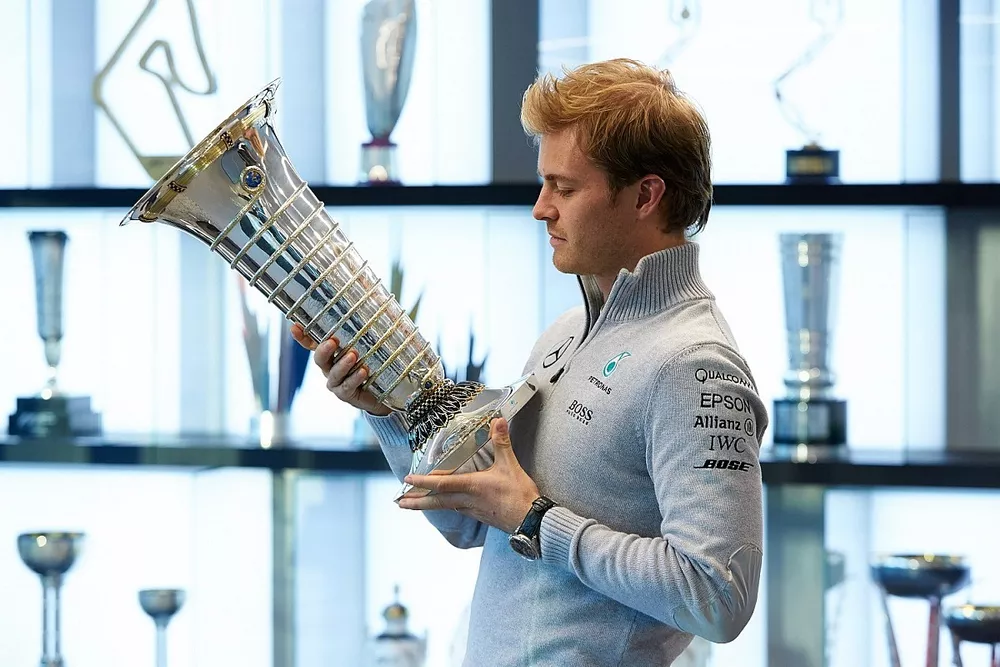 Nico Rosberg, with his 2016 Drivers' Trophy