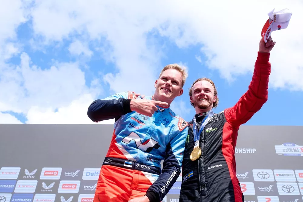 Podium: Ott T&auml;nak, Hyundai World Rally Team, Oliver Solberg, Toyota Gazoo Racing WRT
