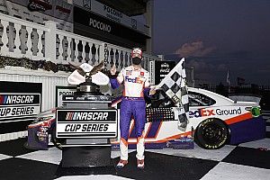 Hamlin po raz sz&oacute;sty