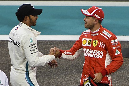 Vettel: "Hamilton è il campione e merita di esserlo, ma noi torneremo più forti nel 2019"