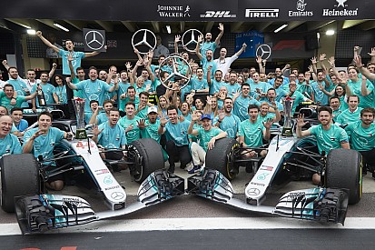 Mercedes n'a plus utilisé ses jantes perforées pour assurer ses titres